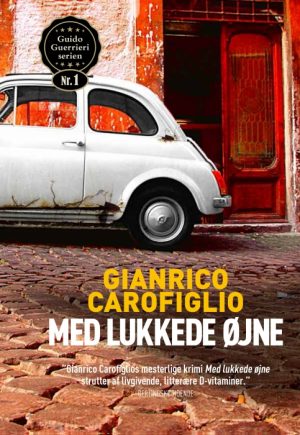 Med lukkede øjne (pb stort format) (Bog)