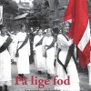 På Lige Fod - Helle Juhl - Bog